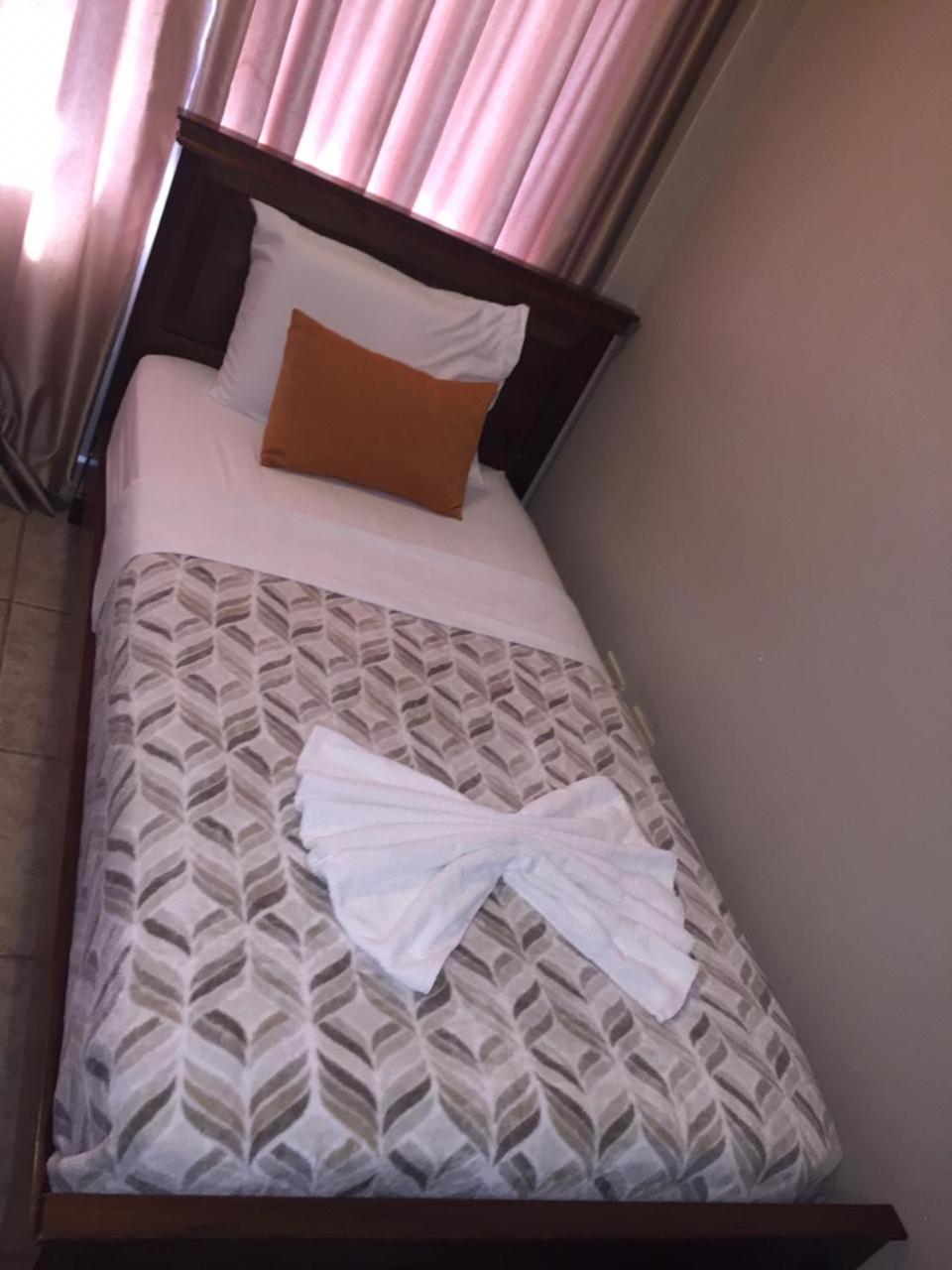 בוקט Hotel La Casa De La Abuela מראה חיצוני תמונה