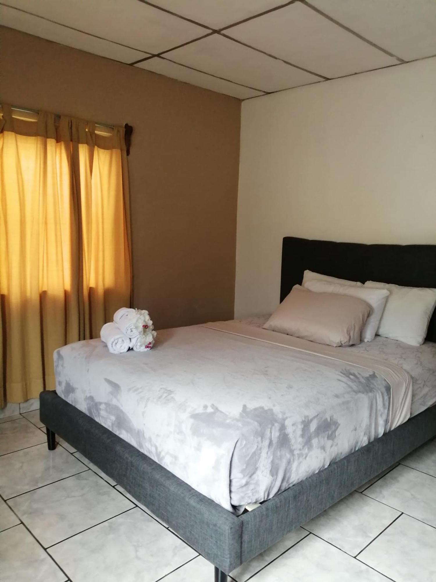 בוקט Hotel La Casa De La Abuela מראה חיצוני תמונה
